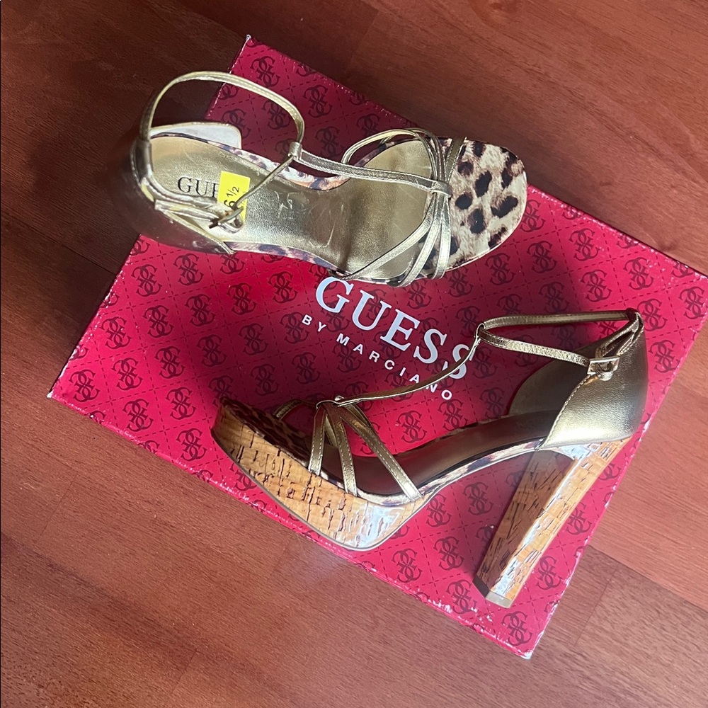 Guess Gold Heels - Picture 6 of 8